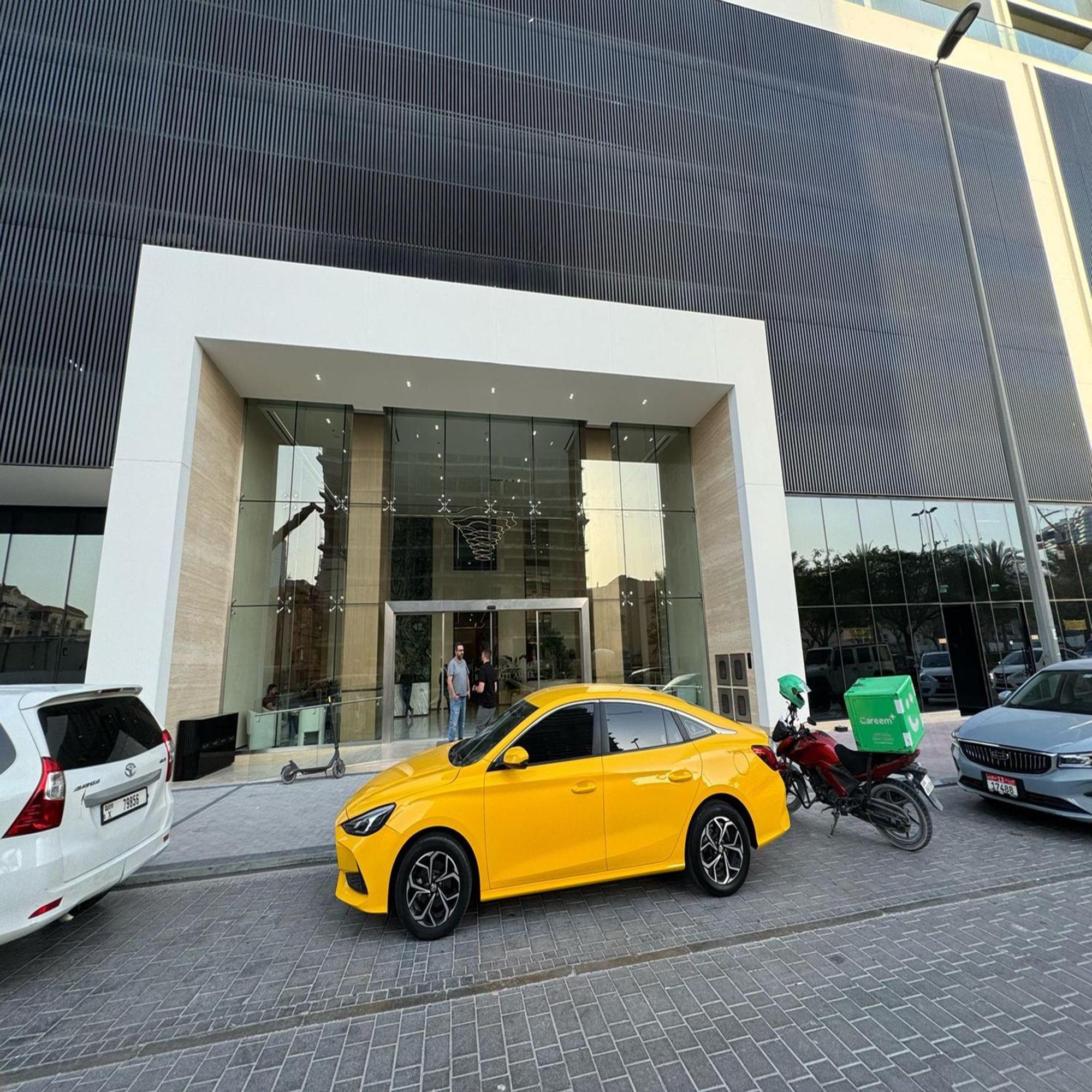 Luxury Belvilla 1br Pool View In Jvc * Dubai